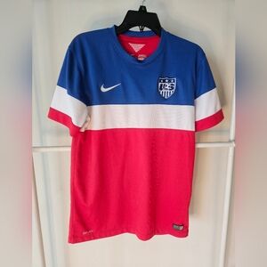 Nike USA National Soccer Team World Cup Shirt Red White Blue Size Medium.
